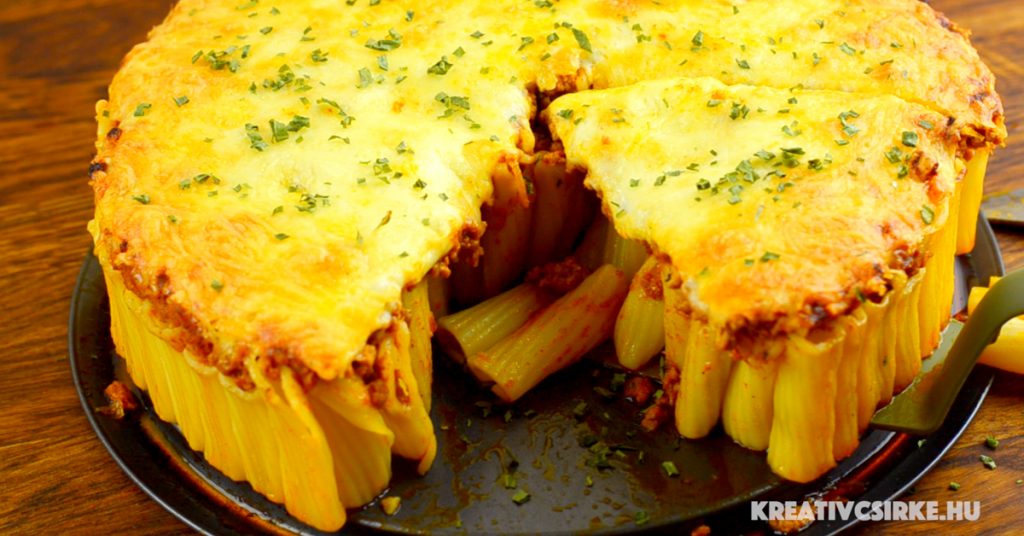 Húsos, rakott rigatoni torta