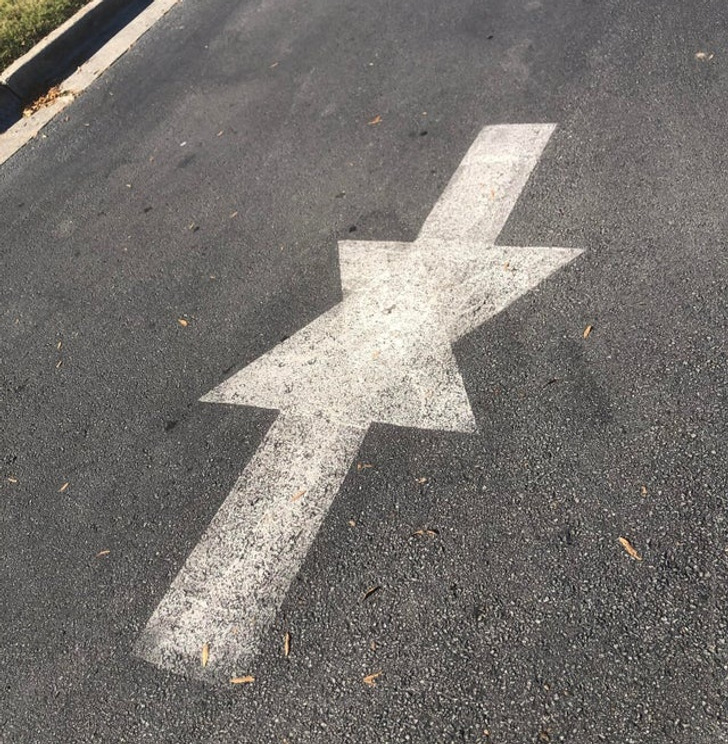 nem akar a normalitás szabályai szerint játszani